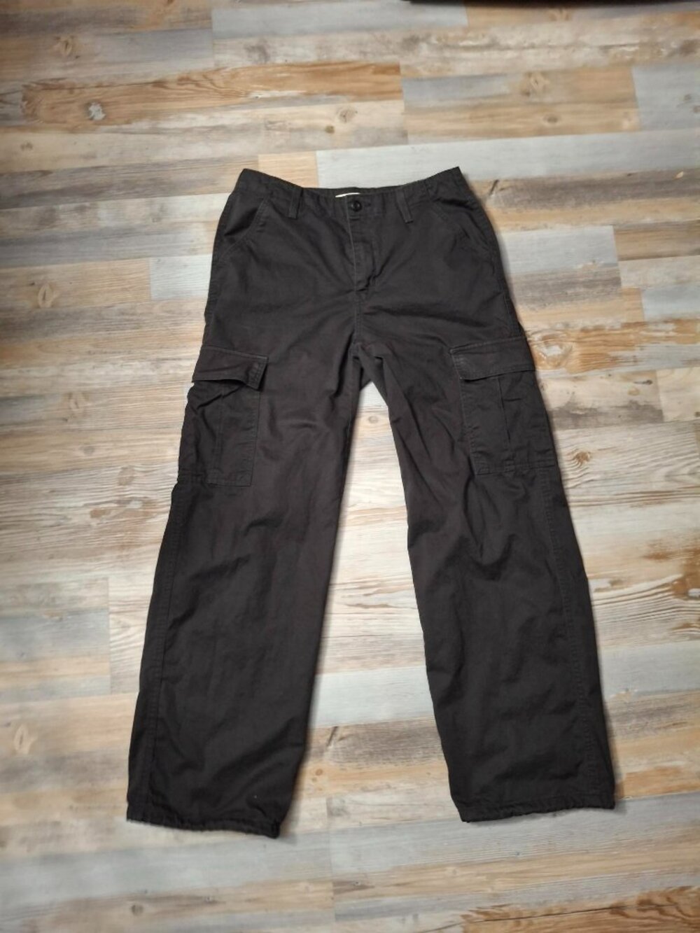 Levi's '94 Baggy Black Cargo Pants Women' Utility Pockets Drawstring Hem Size 29